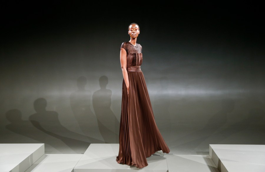 Carmen Marc Valvo - Presentation - February 2017 - New York Fashion Week