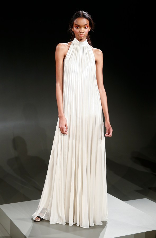 Carmen Marc Valvo - Presentation - February 2017 - New York Fashion Week