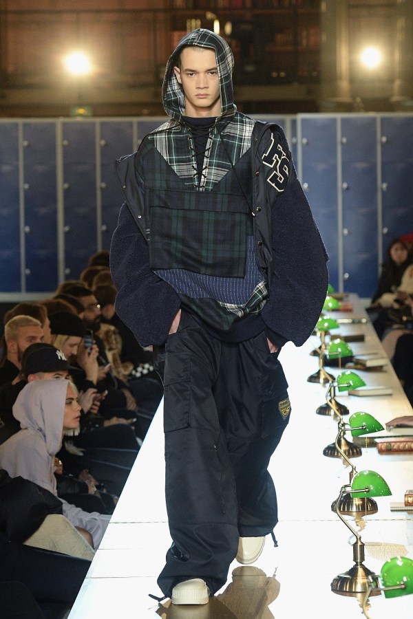 FENTY PUMA by Rihanna : Runway - Paris Fashion Week Womenswear Fall/Winter 2017/2018