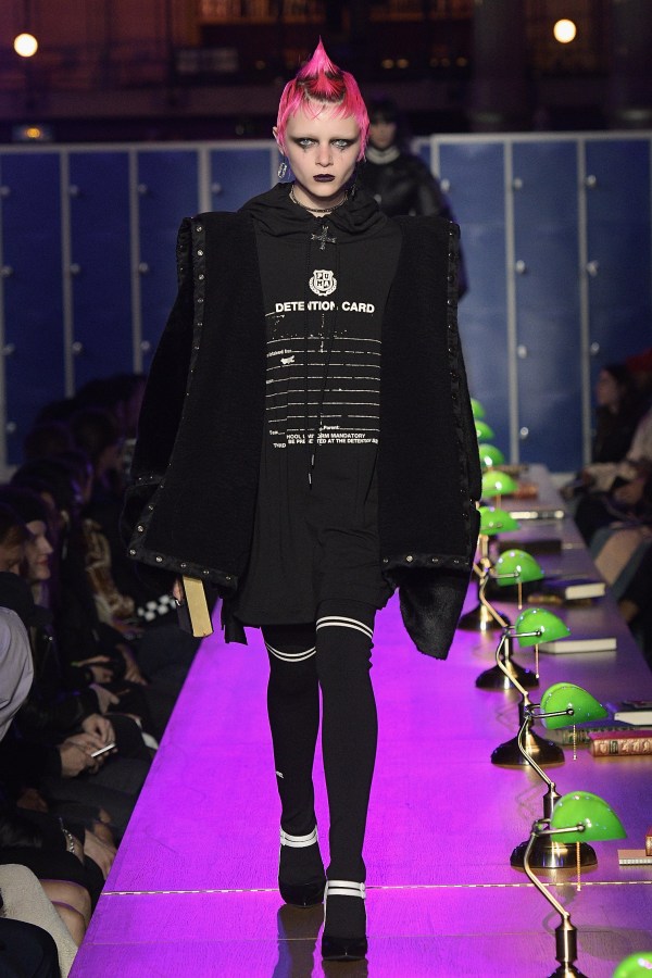 FENTY PUMA by Rihanna : Runway - Paris Fashion Week Womenswear Fall/Winter 2017/2018