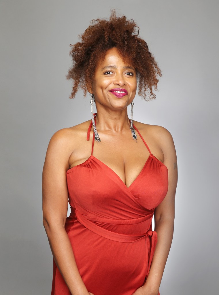 Lisa Nicole Carson