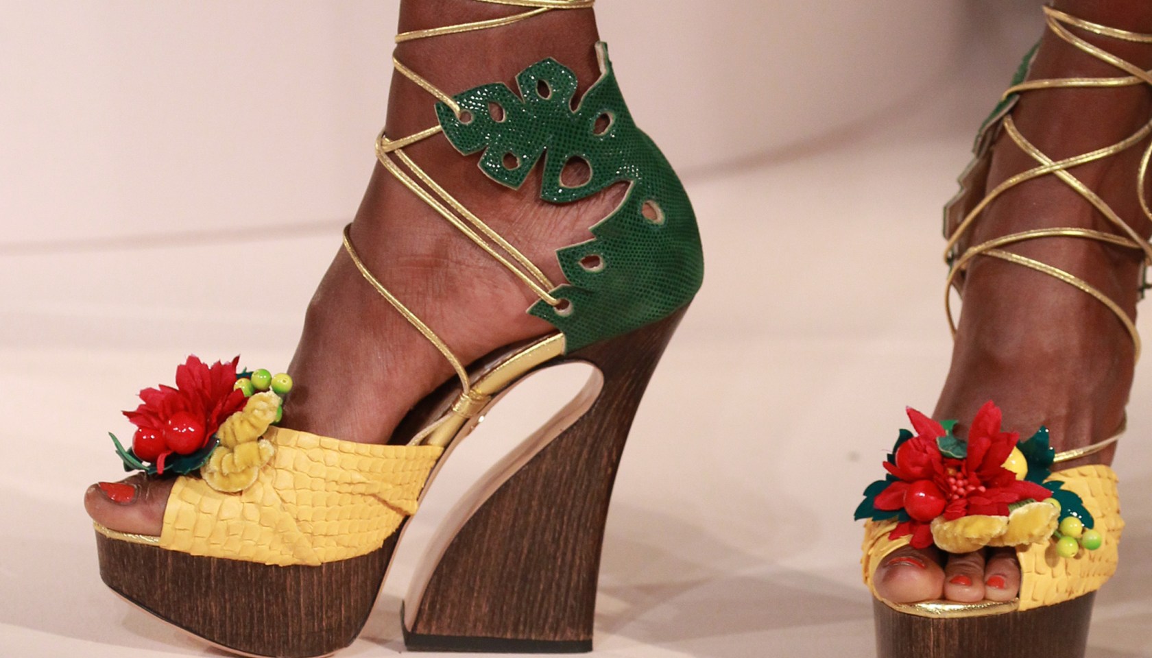 Charlotte Olympia - Runway - LFW September 2016