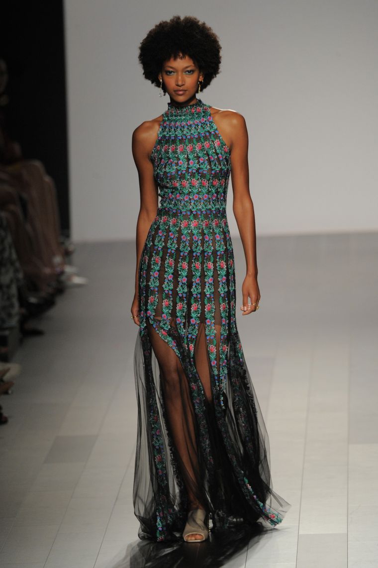 Tadashi Shoji – Runway – September 2017 – New York Fashion Week: The Shows