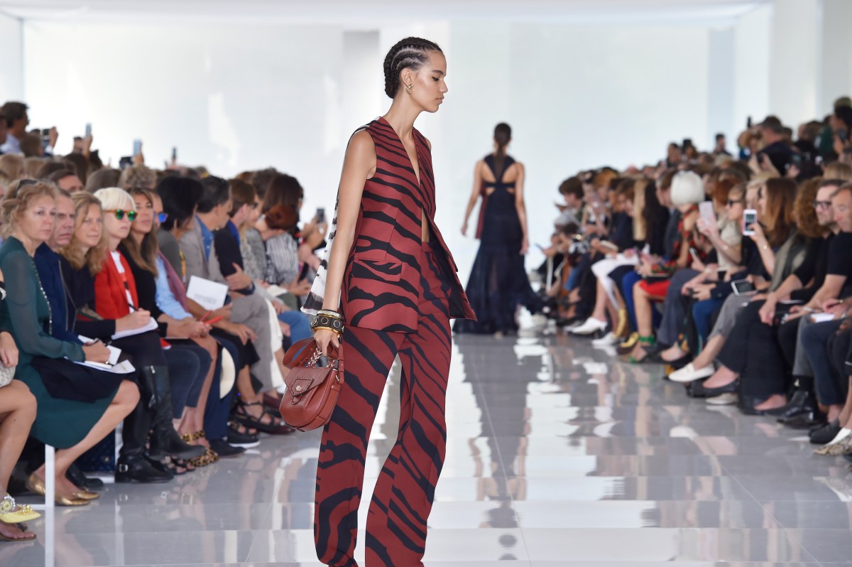 Roberto Cavalli - Runway RTW - Spring 2018 - Milan Fashion Week