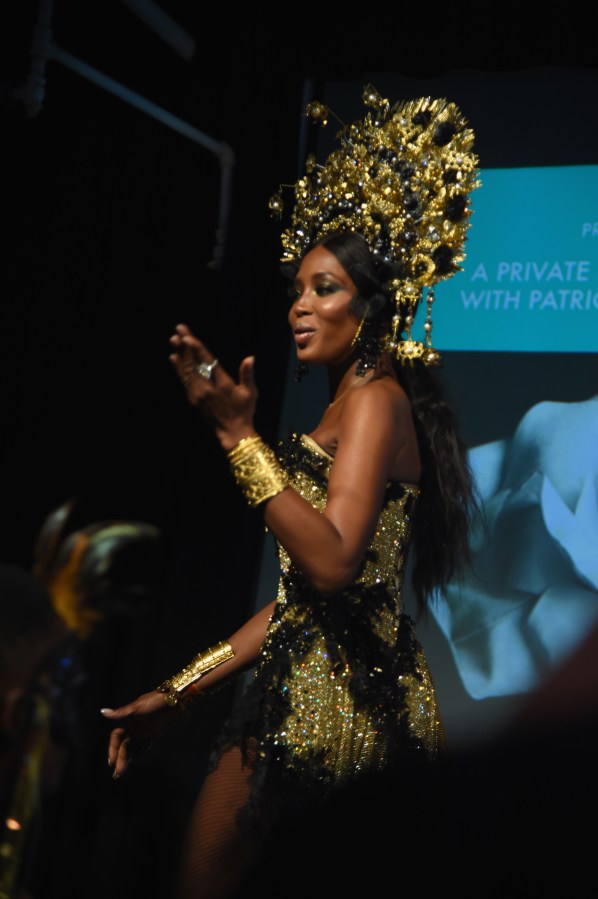 2017 amfAR & The Naked Heart Foundation Fabulous Fund Fair - Inside
