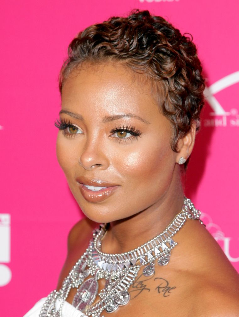 EVA MARCILLE