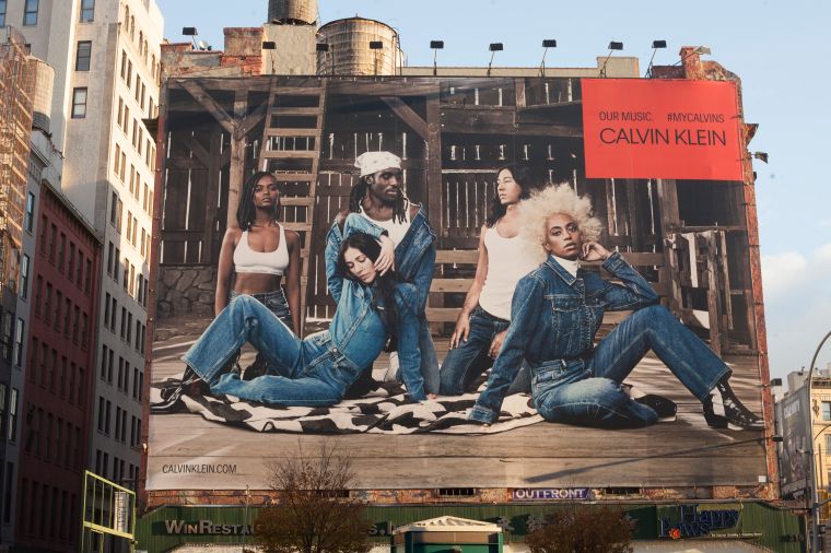 SOLANGE x CALVIN KLEIN