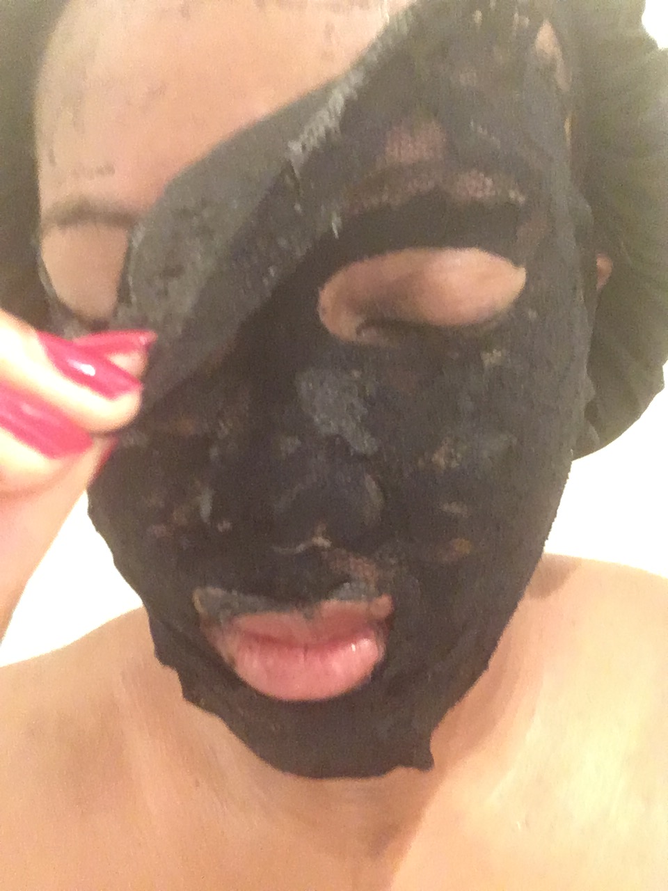 Dermovia Black Bamboo Charcoal Mask Pore Detox