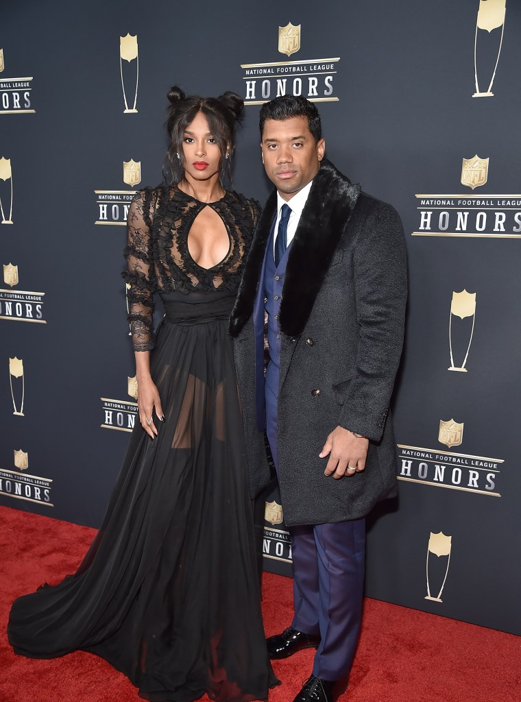 CIARA (L) AND RUSSELL WILSON (R)