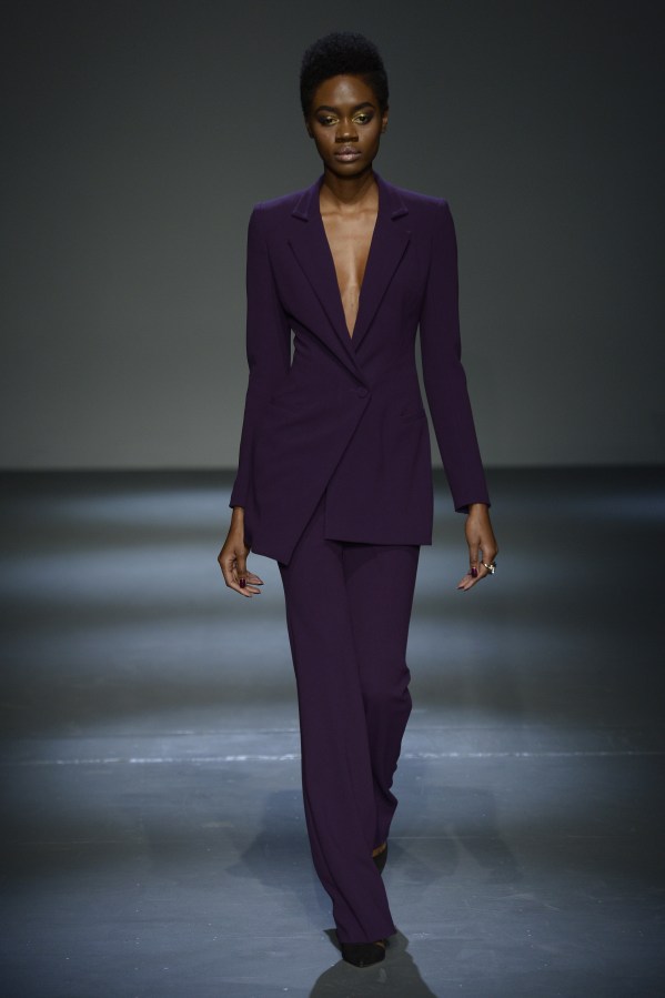 Pamella Roland - Runway - February 2018 - New York Fashion Week