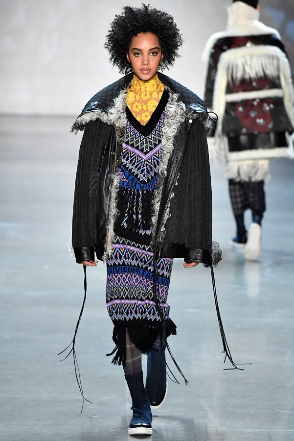 Vivienne Tam - Runway - February 2018 - New York Fashion Week