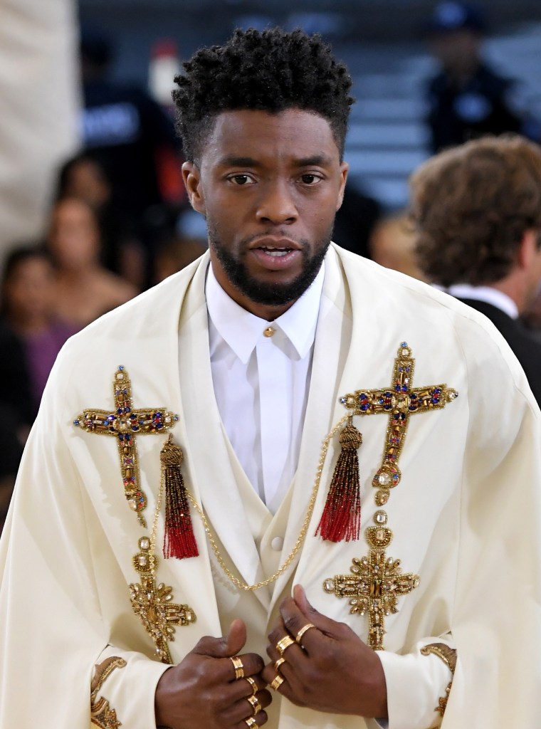 CROSS-ing THE FASHION LINE