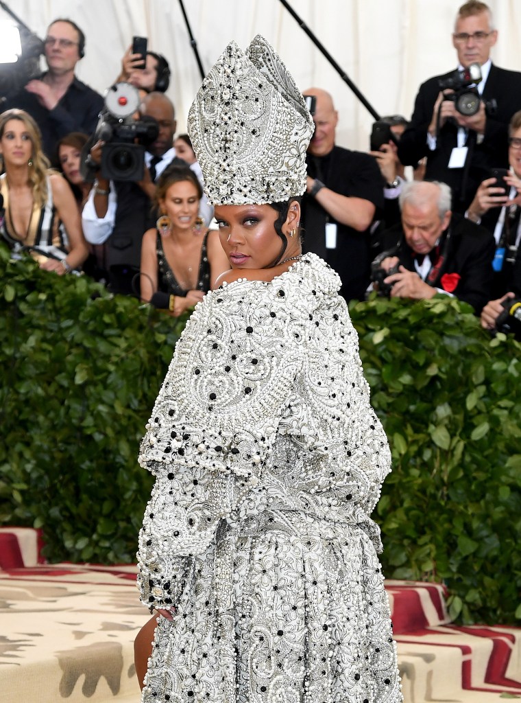 HEAVENLY HEADPIECES