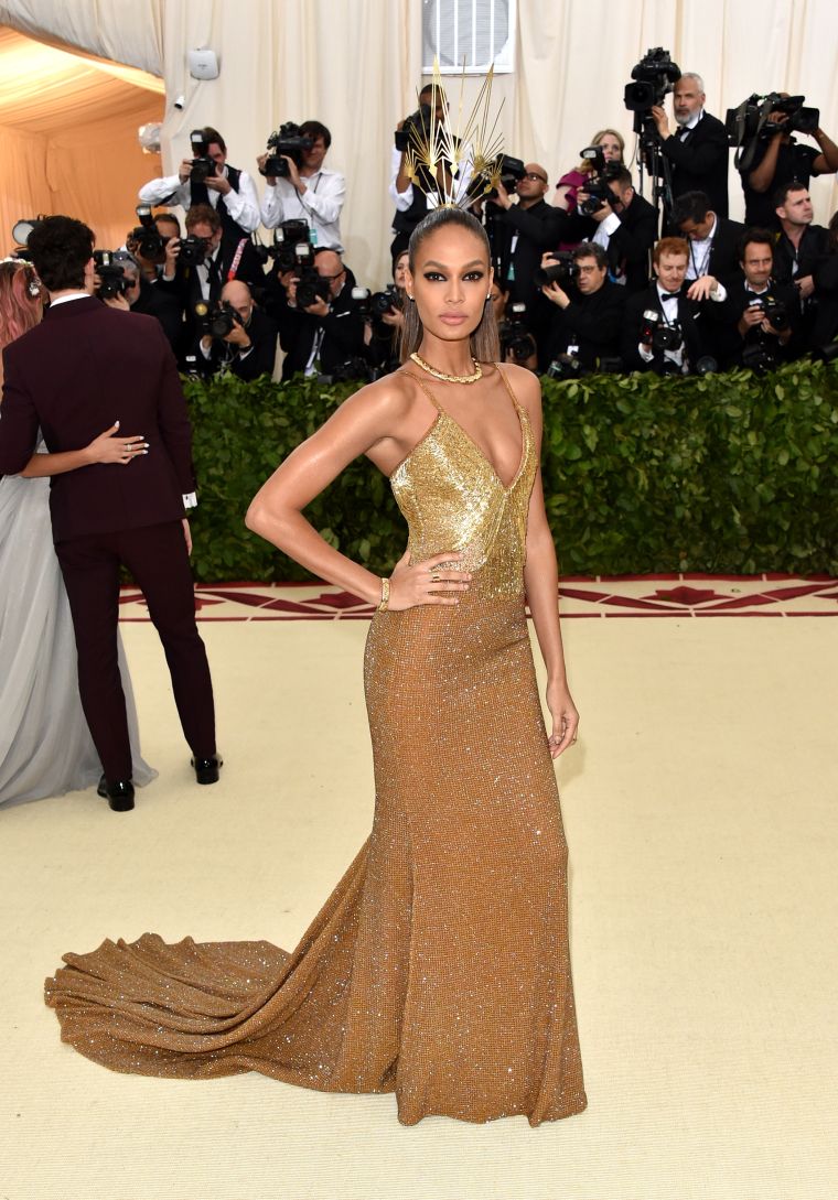 LIVIN’ MY LIFE LIKE IT’S GOLDEN