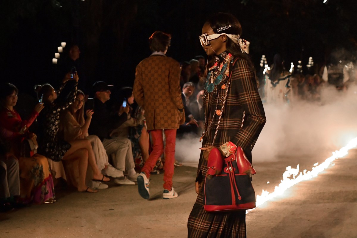 Gucci Cruise 2019 - Fashion Show