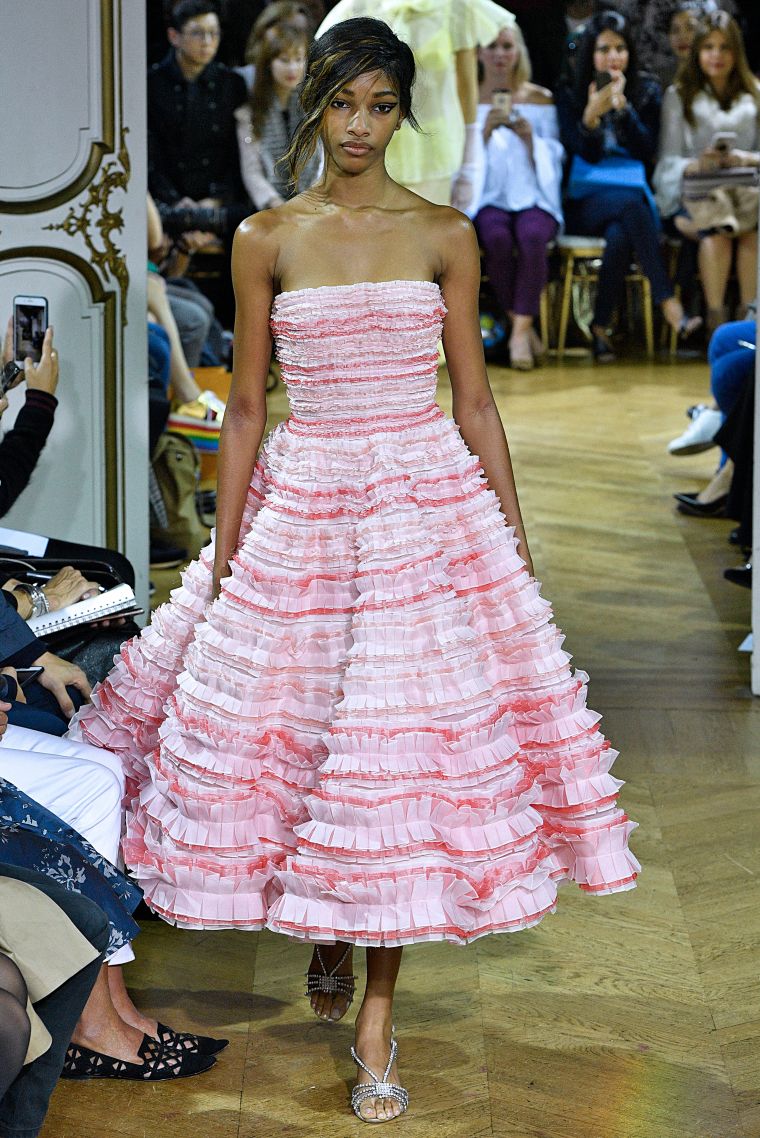 John Galliano : Runway – Paris Fashion Week Womenswear Spring/Summer 2018