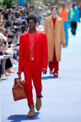 Louis Vuitton : Runway - Paris Fashion Week - Menswear Spring/Summer 2019