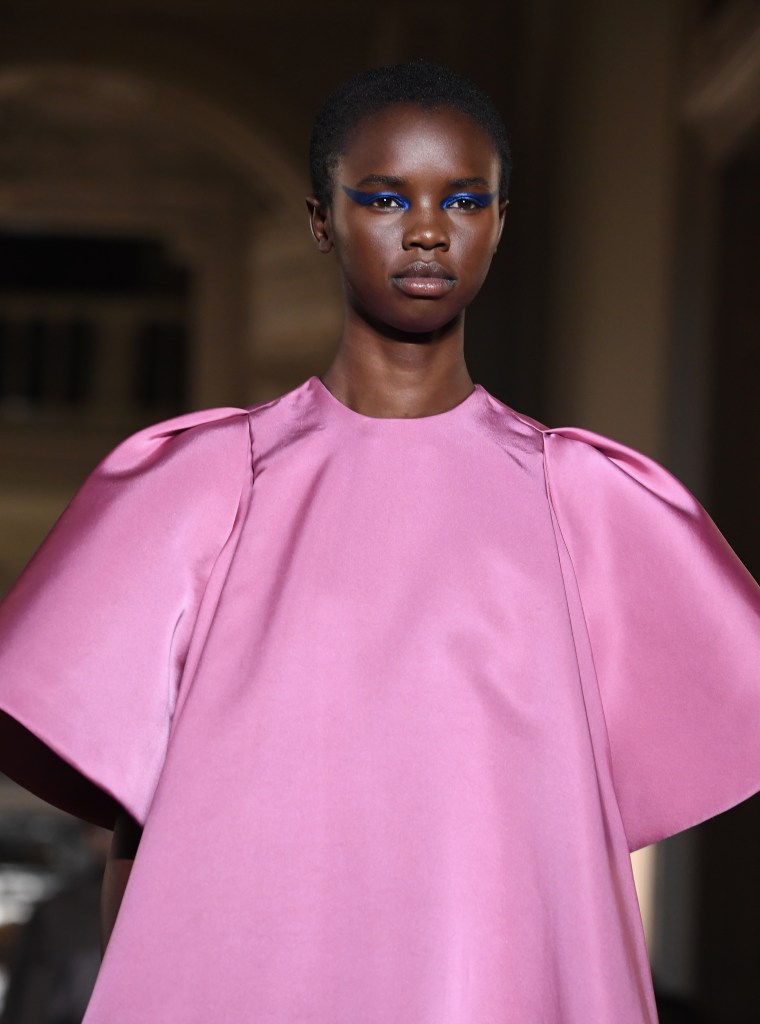 Valentino : Runway - Paris Fashion Week - Haute Couture Fall Winter 2018/2019