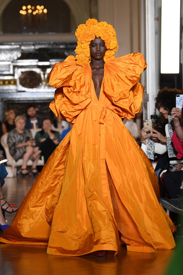 Valentino : Runway – Paris Fashion Week – Haute Couture Fall Winter 2018/2019