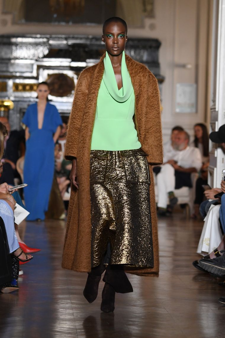 Valentino : Runway – Paris Fashion Week – Haute Couture Fall Winter 2018/2019