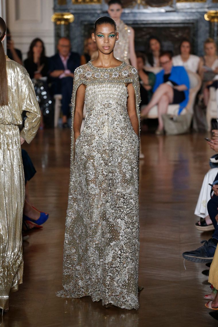 Valentino : Runway – Paris Fashion Week – Haute Couture Fall Winter 2018/2019