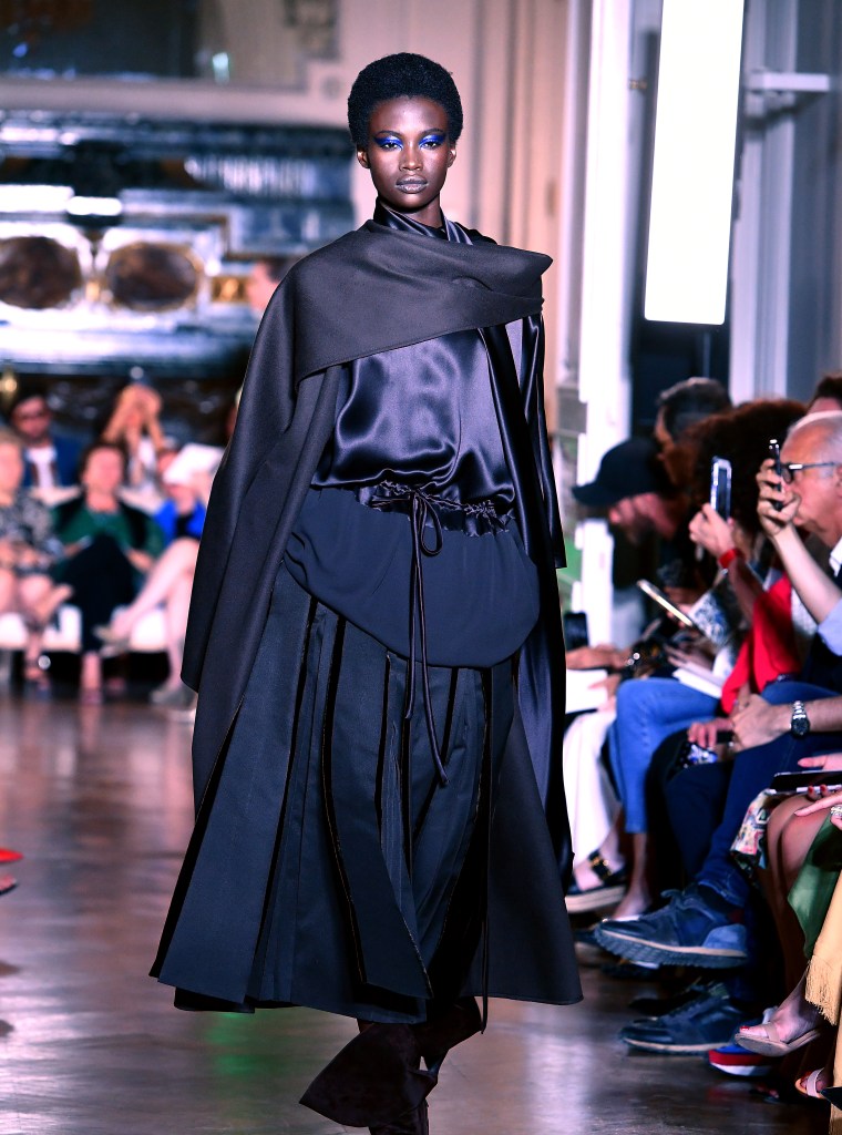 Valentino : Runway - Paris Fashion Week - Haute Couture Fall/Winter 2018-2019