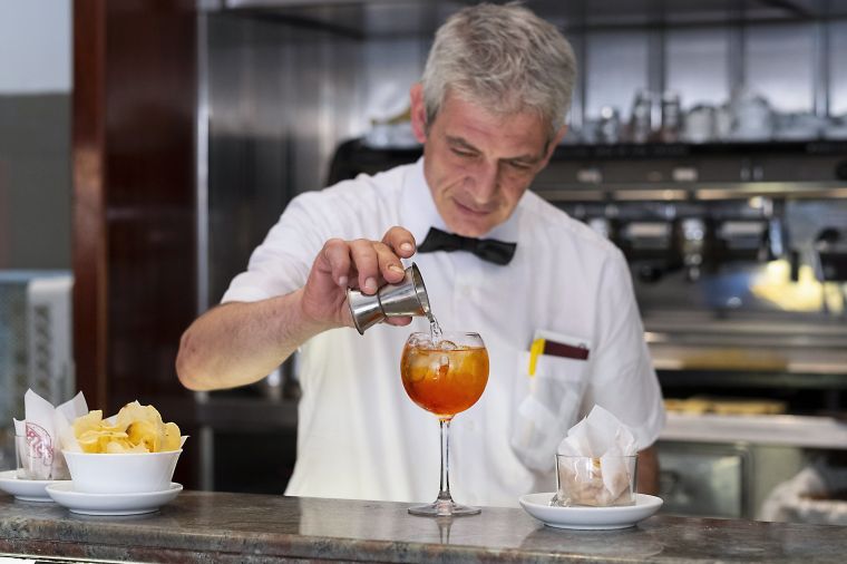 Cascade Ice Blushing Sparkler