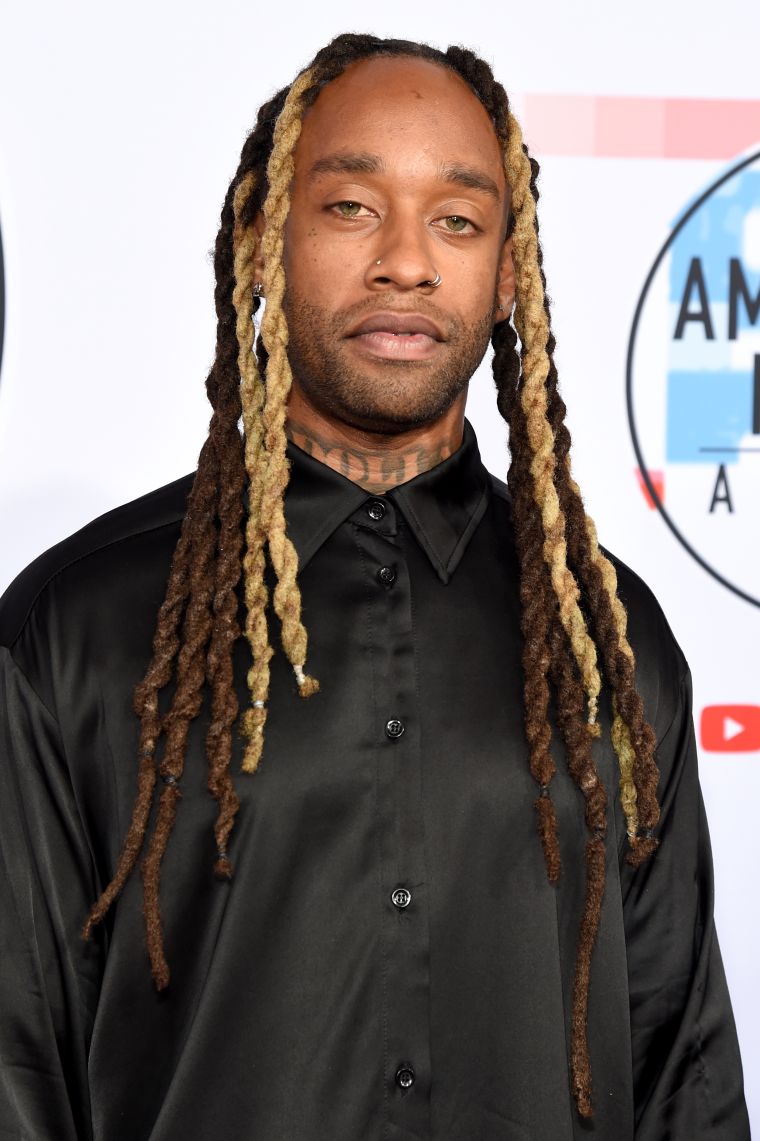 2018 American Music Awards – Red Carpet