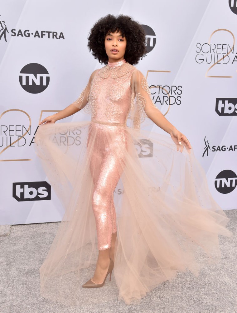 YARA SHAHIDI AT THE 25TH ANNUAL SCREEN ACTORS GUILD AWARDS, 2019