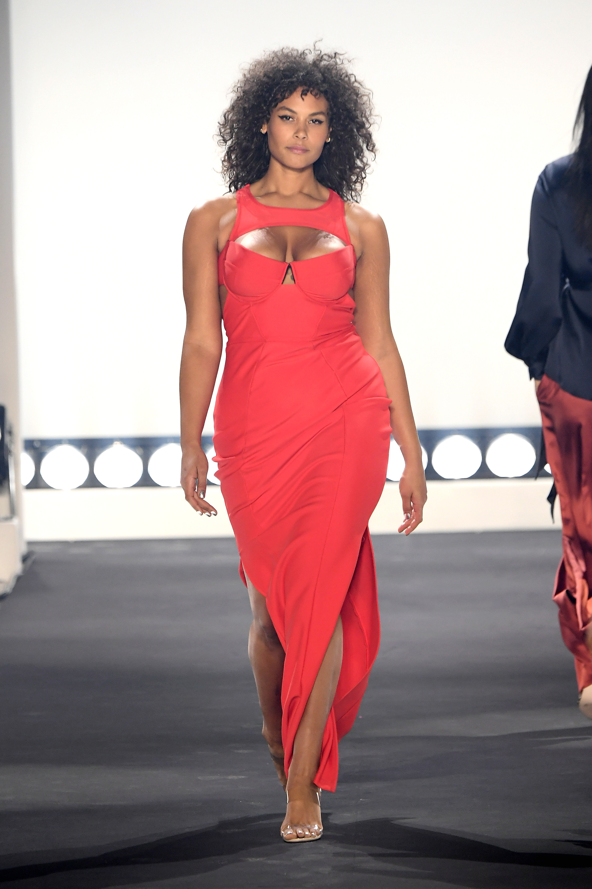 11 Honore - Runway - February 2019 - New York Fashion Week: The Shows