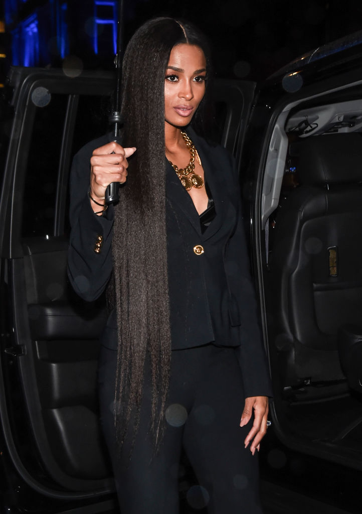 Street Style - New York City - December 2018