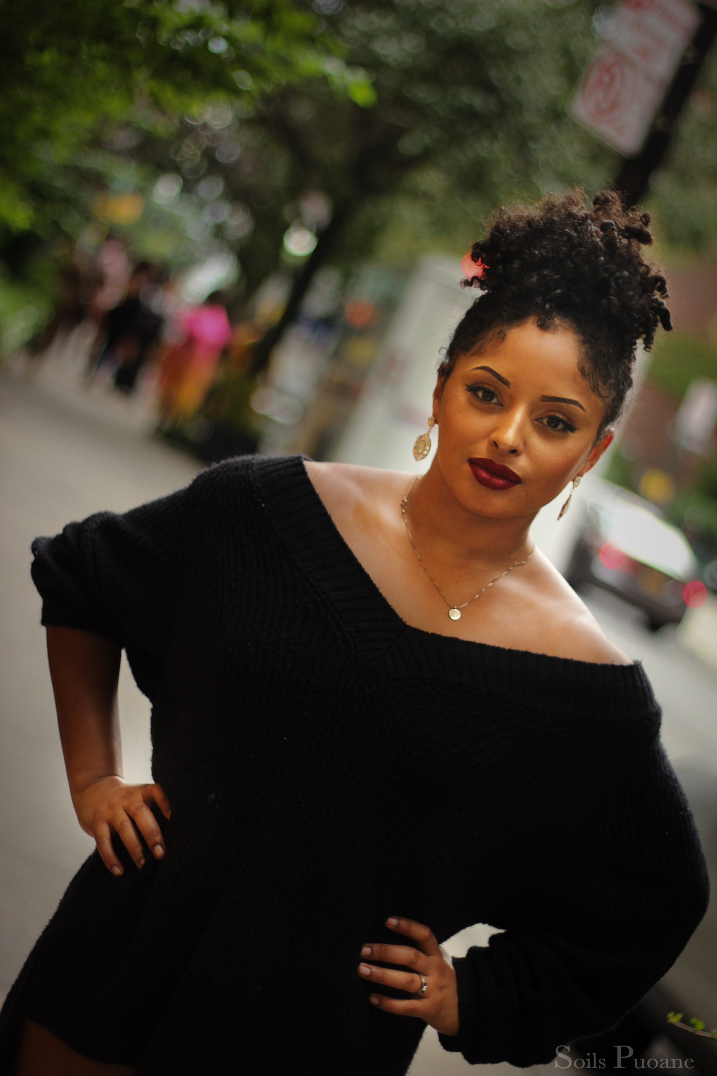 CurvyNoire