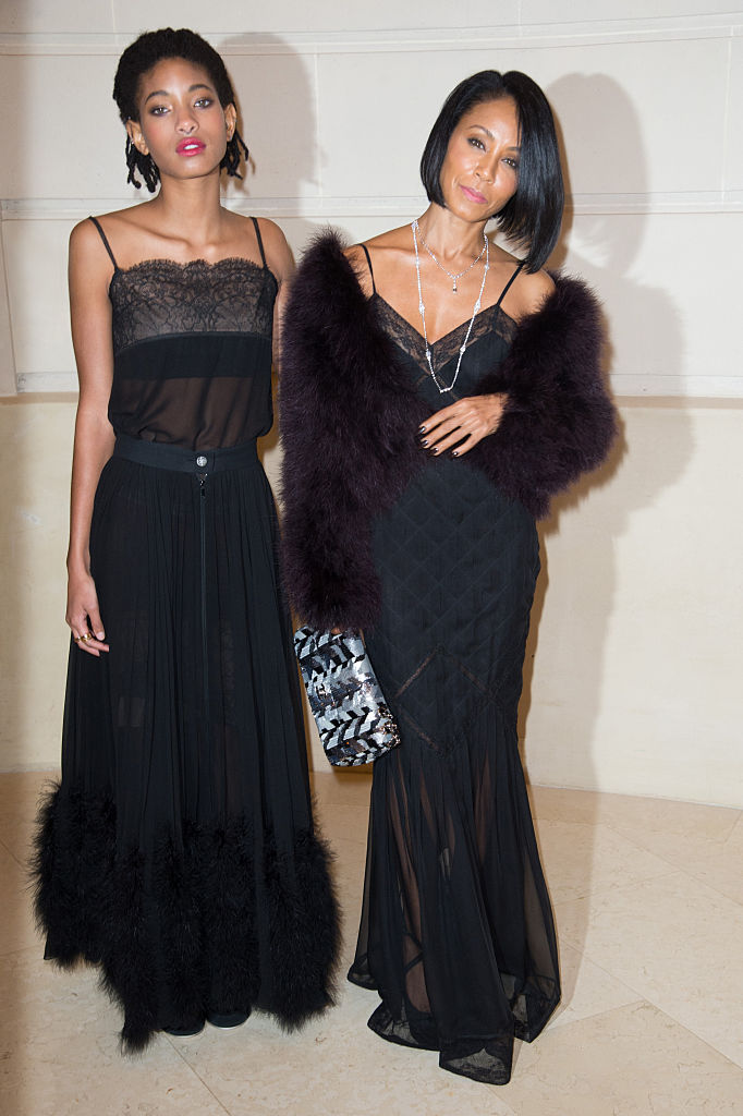 Jada and Willow attend the "Chanel Collection des Metiers d'Art 2016/17 : Paris Cosmopolite"