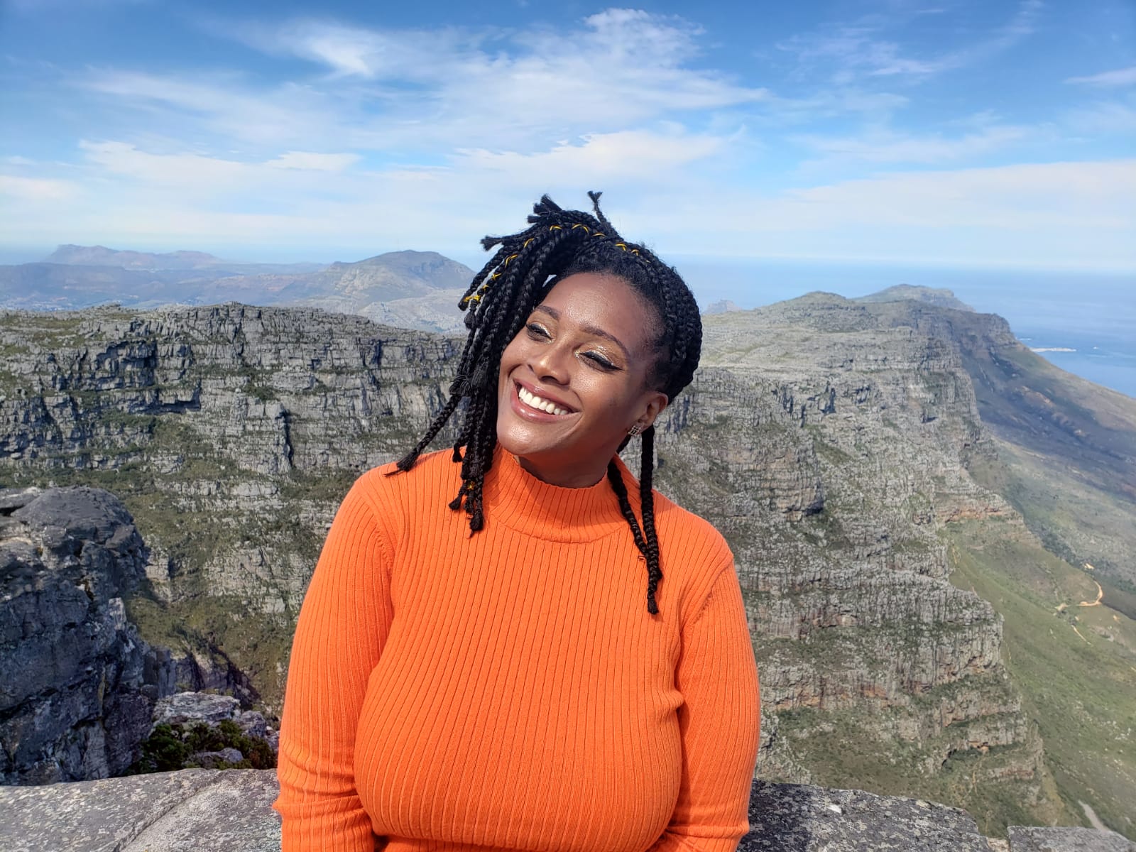 Danielle James Wearing Glitter Eyeliner