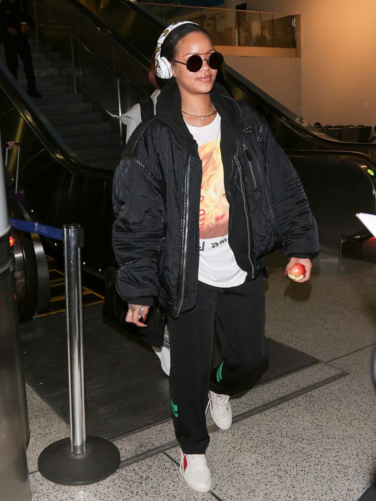 Rihanna, LAX, 2016