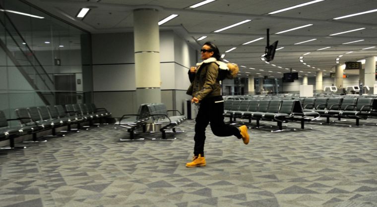 Rihanna At Toronto Airport In 2012