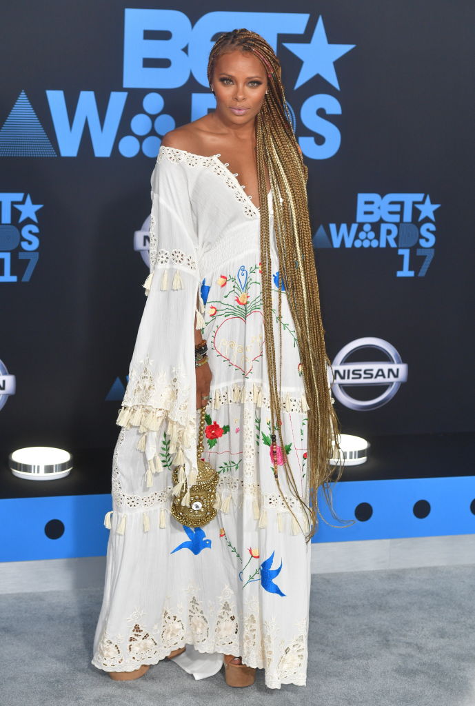 EVA MARCILLE AT THE BET AWARDS, 2017