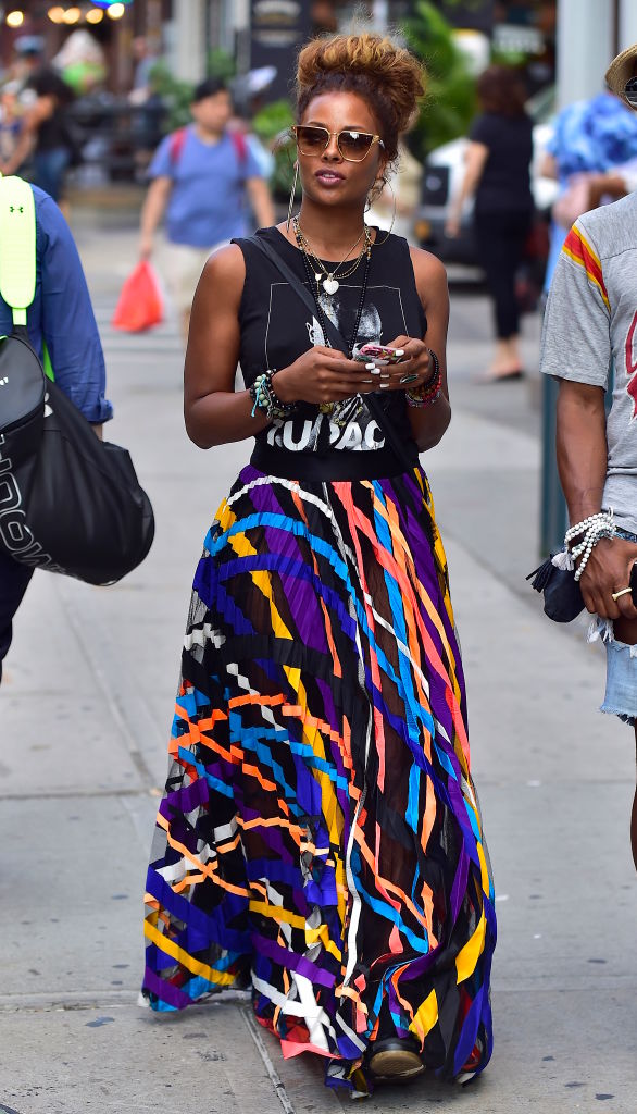 EVA MARCILLE ON THE STREETS OF NEW YORK, 2017