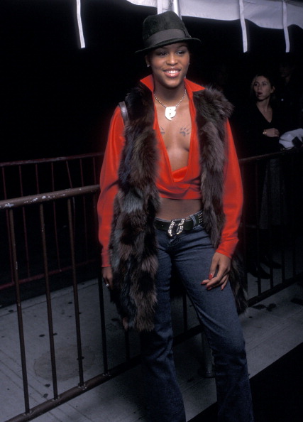 EVE AT THE VH1/VOGUE FASHION AWARDS PRE-PARTY, 2000