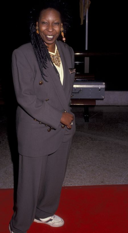 WHOOPI GOLDBERG AT THE PREMIERE OF "THE LONG WALK HOME", 1990