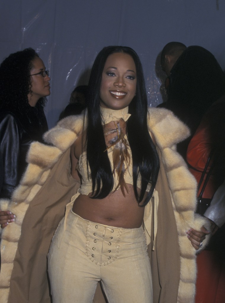 TRINA AT THE 15TH ANNUAL SOUL TRAIN MUSIC AWARDS, 2001