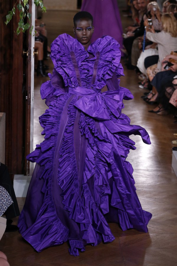 Paris Fashion Week Haute Couture Fall/Winter 2019/2020 - Valentino - Catwalk