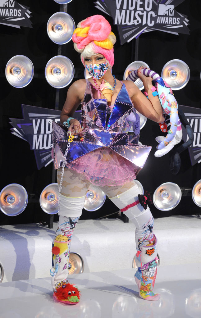 NICKI MINAJ AT THE MTV VIDEO MUSIC AWARDS, 2011