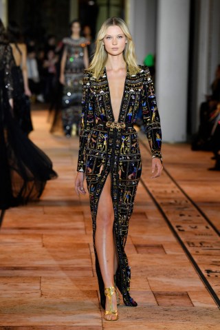 Zuhair Murad : Runway - Paris Fashion Week - Haute Couture Spring/Summer 2020
