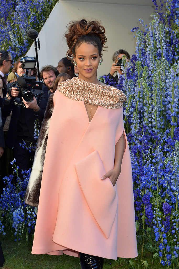 RIHANNA AT THE DIOR SHOW DURING PARIS FASHION WEEK, 2015