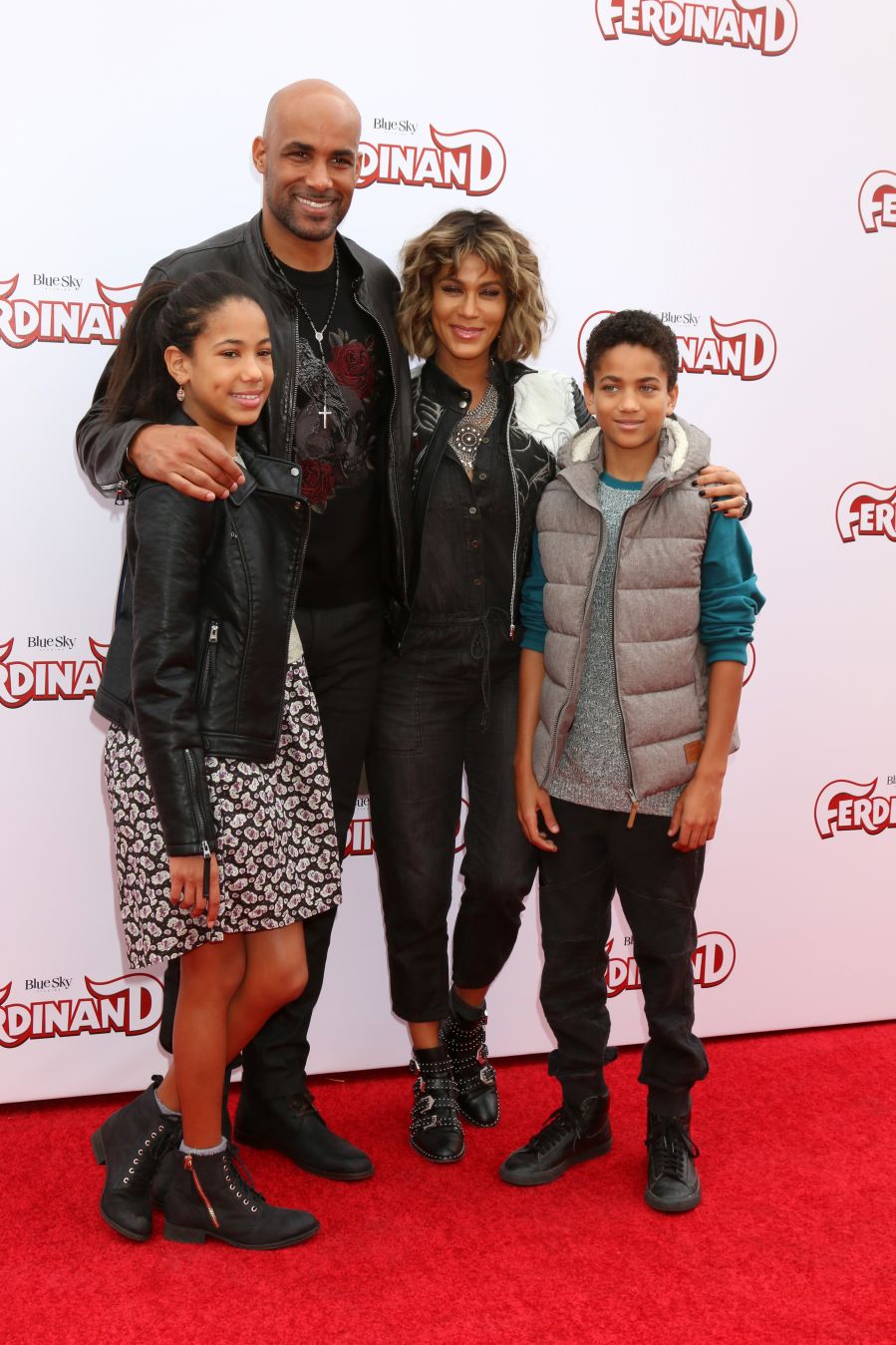 15 Times Good Father & Husband Boris Kodjoe Didn't Embarrasses His Family