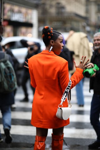Street Style - Paris Fashion Week - Womenswear Fall/Winter 2020/2021 : Day Eight