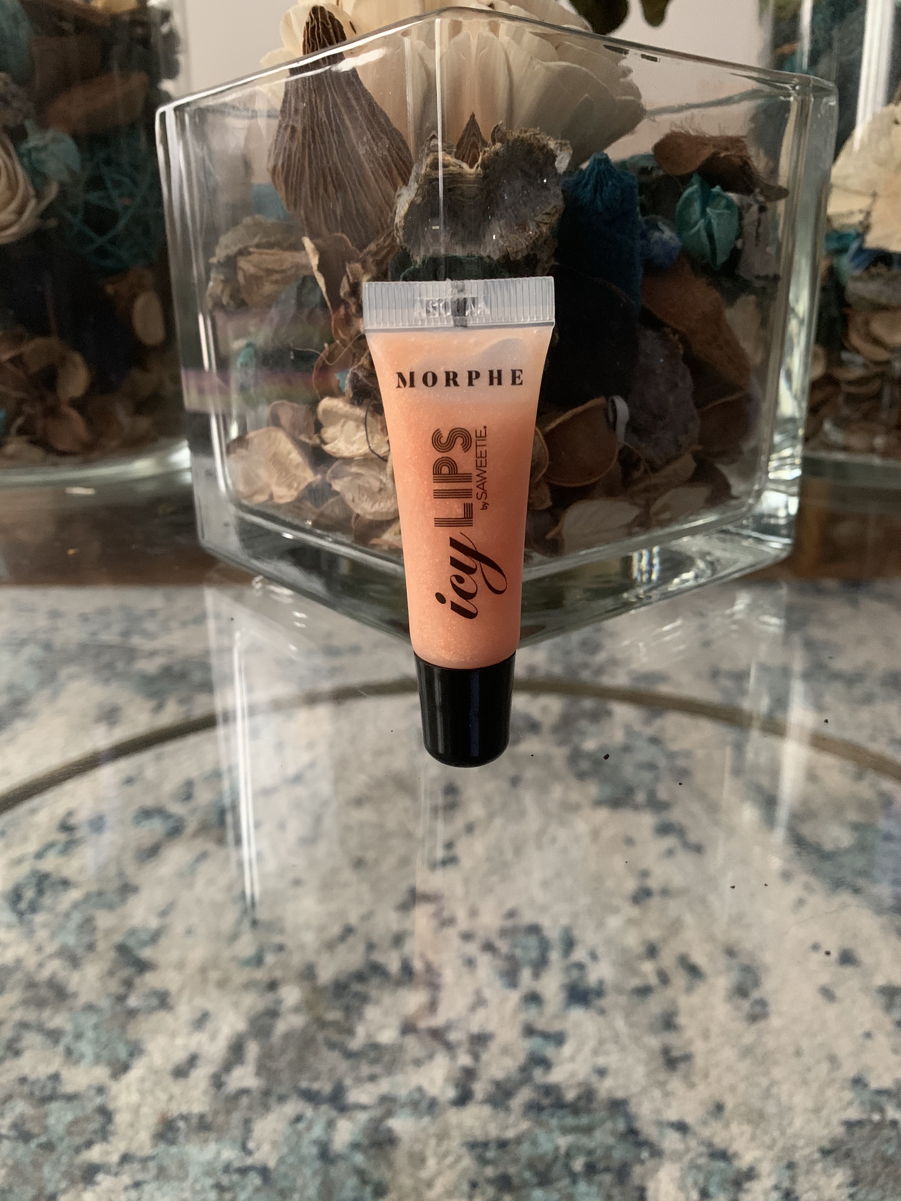 Marsha tries Saweetie x Morphe