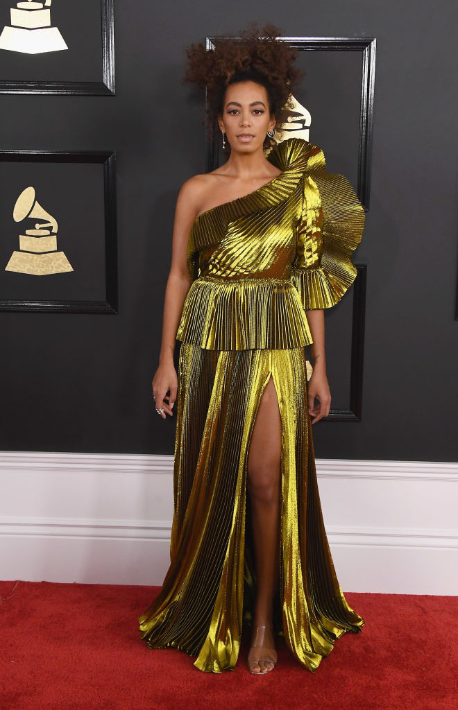 SOLANGE KNOWLES AT THE 59TH GRAMMY AWARDS, 2017
