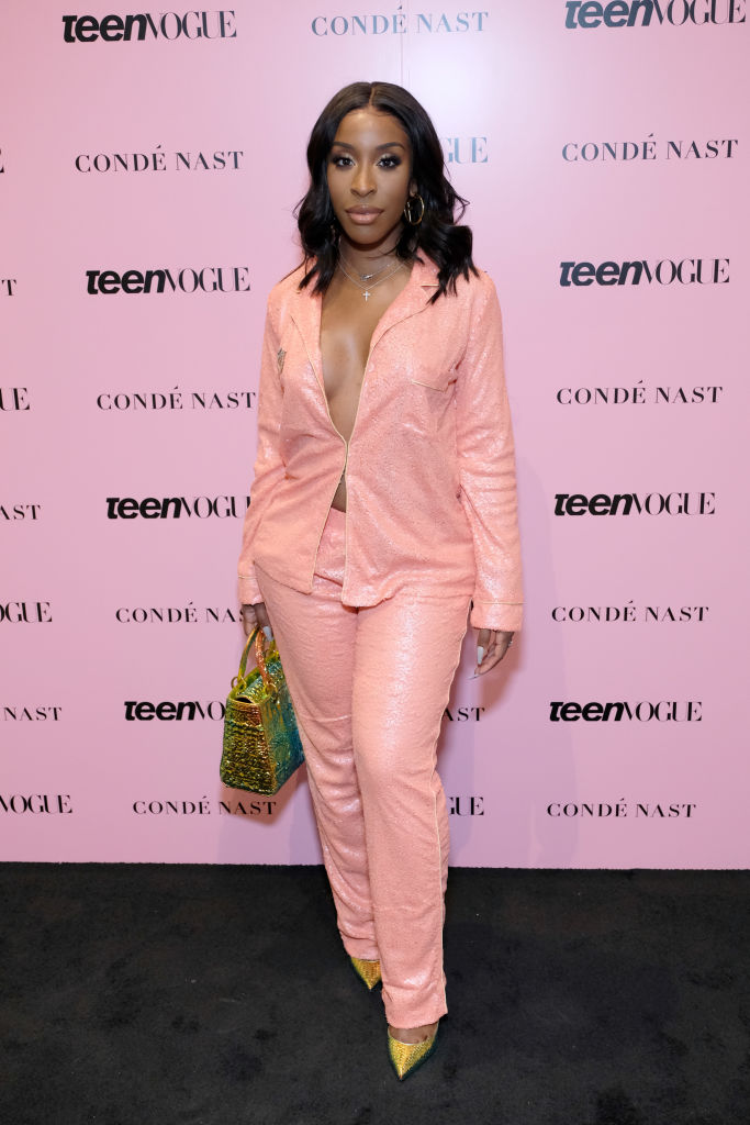 JACKIE AINA AT THE TEEN VOGUE SUMMIT, 2019
